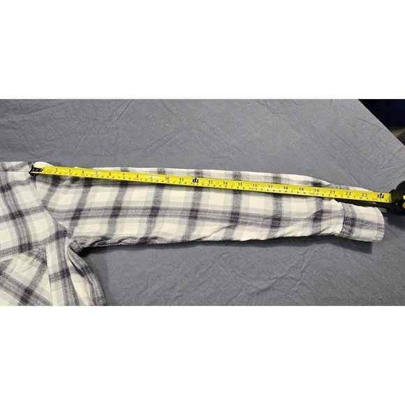 Mudd Flannel Shirt Check Pattern Womens Large - Picture 12 of 13